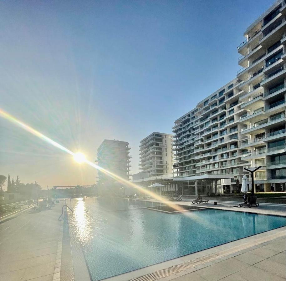 Sea View Suites By The Coast 法马古斯塔 外观 照片